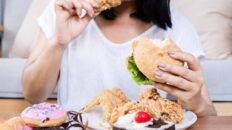 un virus presente en el intestino influye en la adiccion a la comida