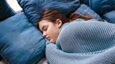 control de pensamientos no deseados el impacto del sueno en la salud emocional