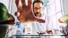 podemos frenar la obesidad descubren como el cerebro decide que es hora de parar de comer