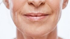 descubre las hormonas que podrian frenar las arrugas y el encanecimiento del cabello
