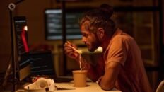 trabajas por turnos este es el mejor horario para comer si trabajas de noche
