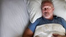 dormir bien solo una noche mejora la memoria durante mas de un ano