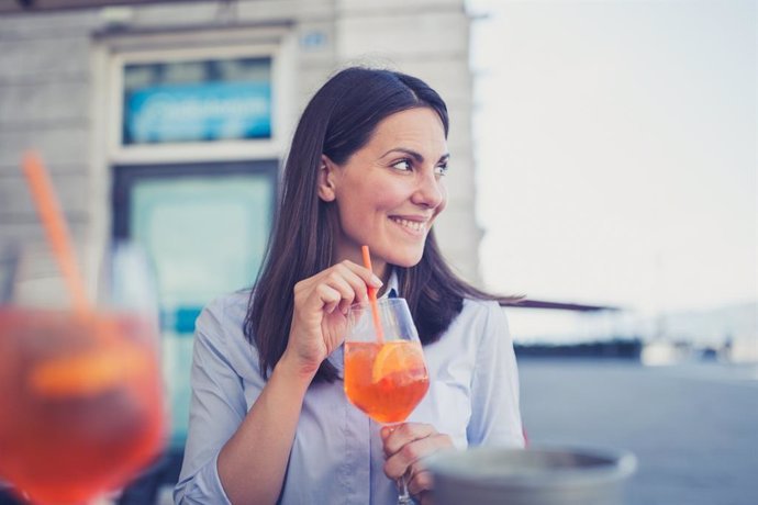 por que huir del alcohol si estamos tomando antibioticos estos son sus riesgos
