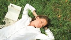 salud mental en verano como evitar la ansiedad y disfrutar plenamente de las vacaciones