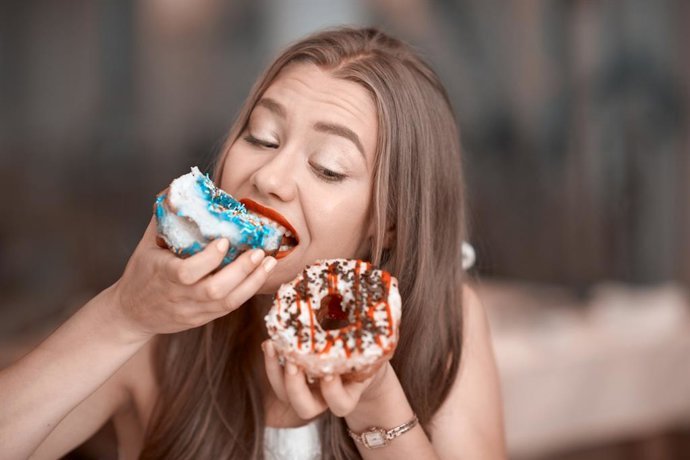 a igual cantidad de calorias todos los alimentos engordan igual no y esta es la razon