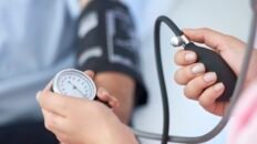 crean una calculadora para controlar la hipertension arterial